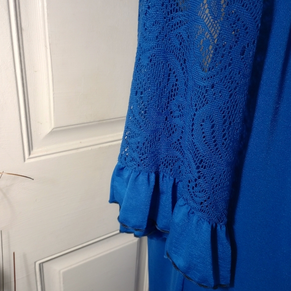 WinWin Blue Solid Lace 3/4 Sleeve Tunic Round Neckline Size L-XL - Picture 9 of 12